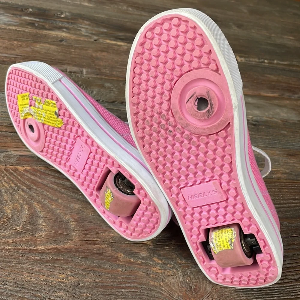 Heelys pink canvas sneakers‎ EUC size 2